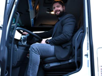 Dzięki wsparciu WFOŚiGW w Szczecinie "Komunalka" zyskała nowy pojazd!