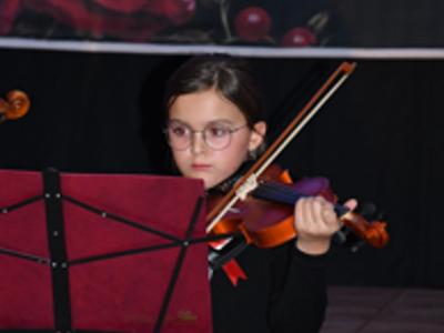 Szkoła Podstawowa we Wrześnicy. Spektakl upamiętniający odzyskanie przez Polskę Niepodległości