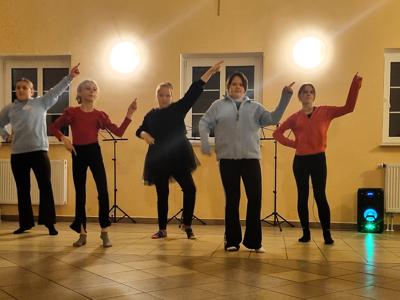 Dzień Seniora w Pomiłowie – wyjątkowe chwile pełne radości