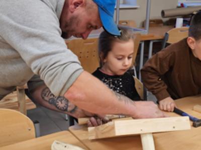W Warszkówku odbyły się wyjątkowe warsztaty stolarskie! 