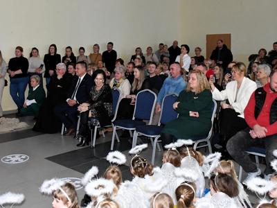 „Małe serca, wielka radość – jasełkowa opowieść z Gwiazdowa” 