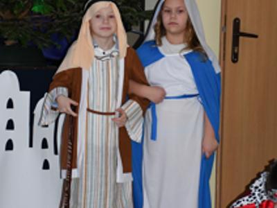 „Małe serca, wielka radość – jasełkowa opowieść z Gwiazdowa” 