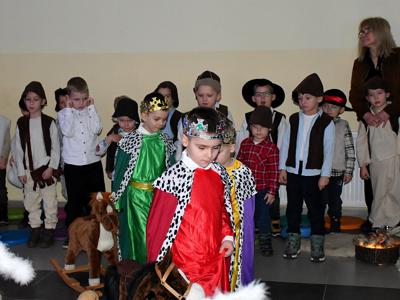 „Małe serca, wielka radość – jasełkowa opowieść z Gwiazdowa” 