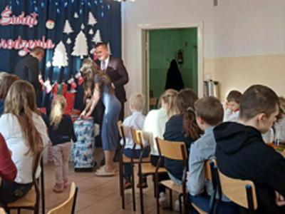 Podaruj Uśmiech na Święta – Spełnij Marzenie Dziecka