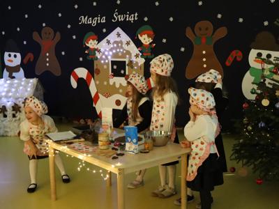 Świąteczne Spotkanie w Przedszkolu Gminnym w Bobrowicach 