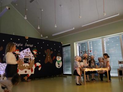 Świąteczne Spotkanie w Przedszkolu Gminnym w Bobrowicach 