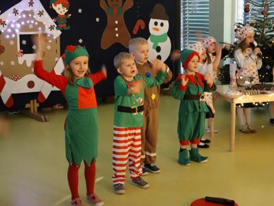 Świąteczne Spotkanie w Przedszkolu Gminnym w Bobrowicach 