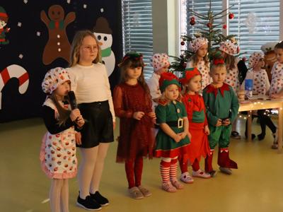 Świąteczne Spotkanie w Przedszkolu Gminnym w Bobrowicach 