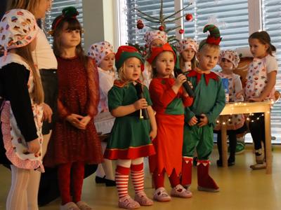 Świąteczne Spotkanie w Przedszkolu Gminnym w Bobrowicach 