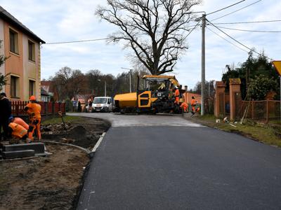 Postępy prac drogowych we Wrześnicy