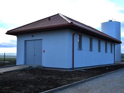 Postępują prace przy rozbudowie stacji uzdatniania wody w Rzyszczewie