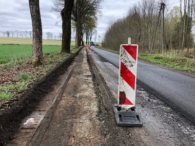 Przebudowa drogi powiatowej Karwice-Smardzewo