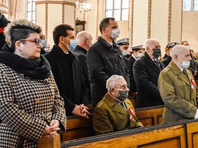 Obchody Święta Niepodległości w Sławnie (foto: https://www.facebook.com/MiastoSlawno)