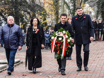 Obchody Święta Niepodległości w Sławnie (foto: https://www.facebook.com/MiastoSlawno)