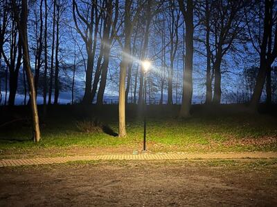 Żukowo - lampy oświetleniowe na cmentarzu i terenach przykościelnych