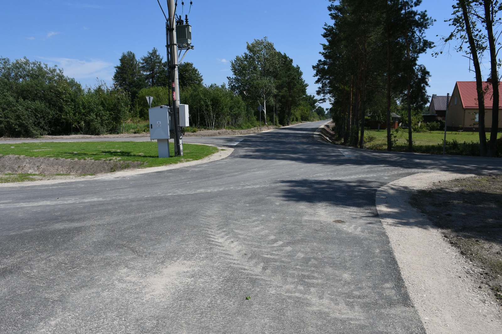 Tokary:  Nowa droga gminna 