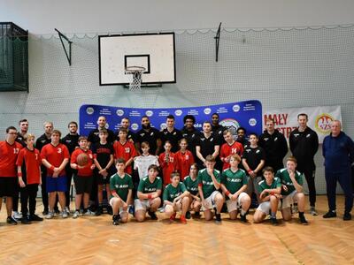 
Niezapomniane spotkanie z Czarnymi Słupsk w naszej gminie!
