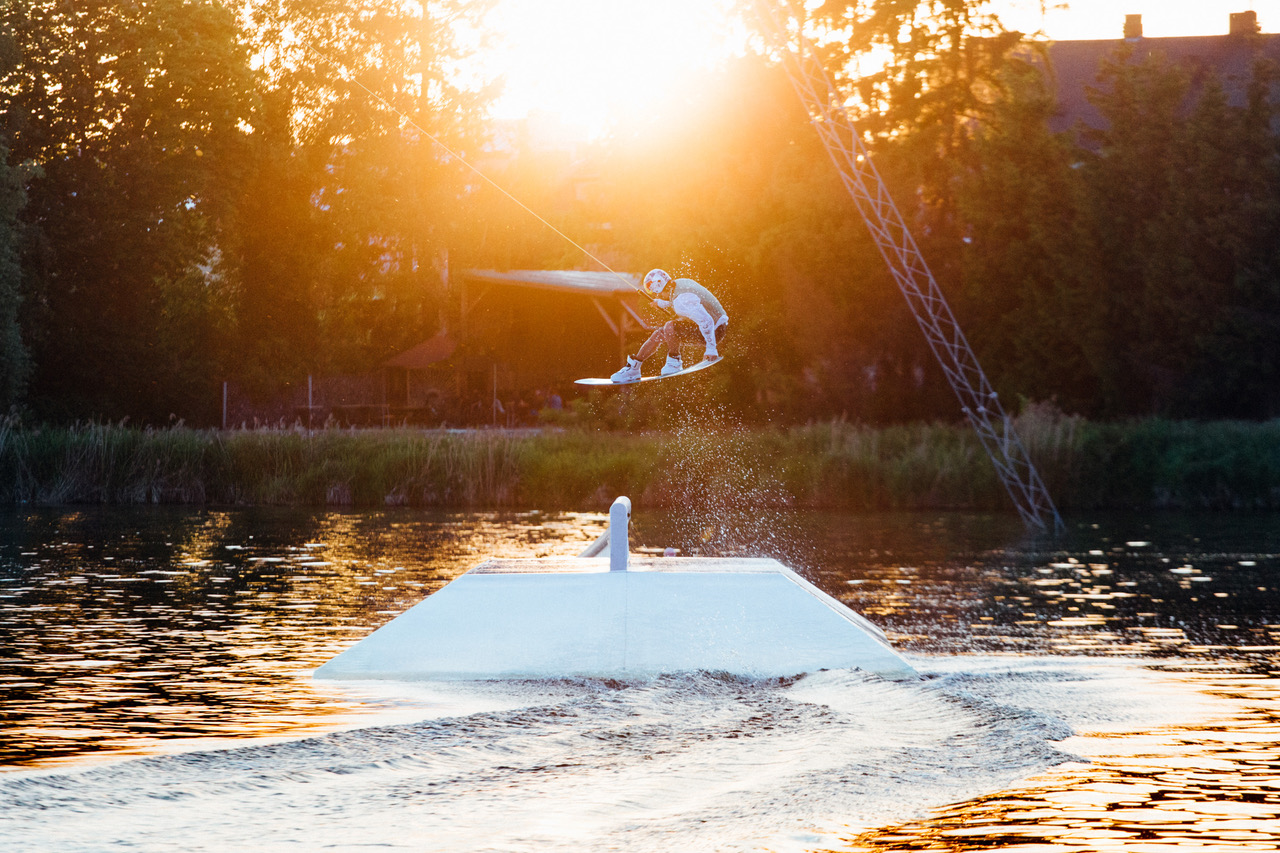 wakeboard_lisowice_1.png [1280x853]