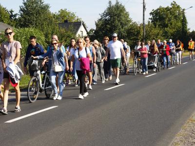 Pątnicy ruszyli z Koluszek