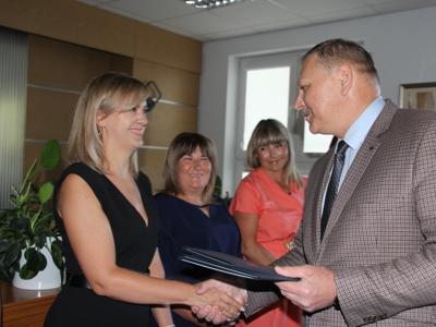 Wręczono dyplomy awansu zawodowego nauczycielom 