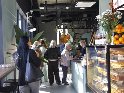 Wielkie otwarcie nowego centrum handlowo-usługowego