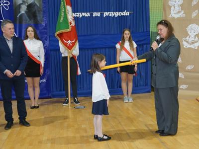 Ślubowanie pierwszaków w Długiem 