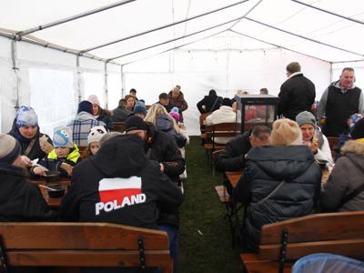 Zimowy piknik na „nowym” stadionie