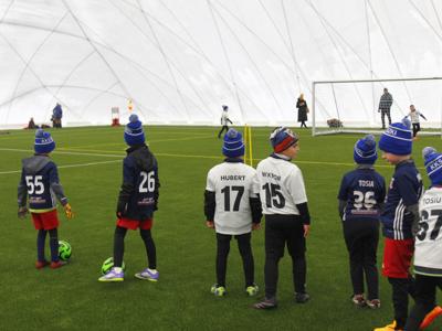 Zimowy piknik na „nowym” stadionie