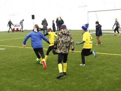 Zimowy piknik na „nowym” stadionie