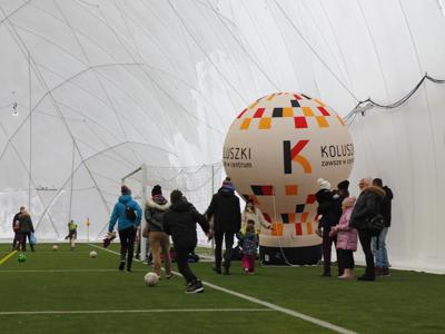 Zimowy piknik na „nowym” stadionie