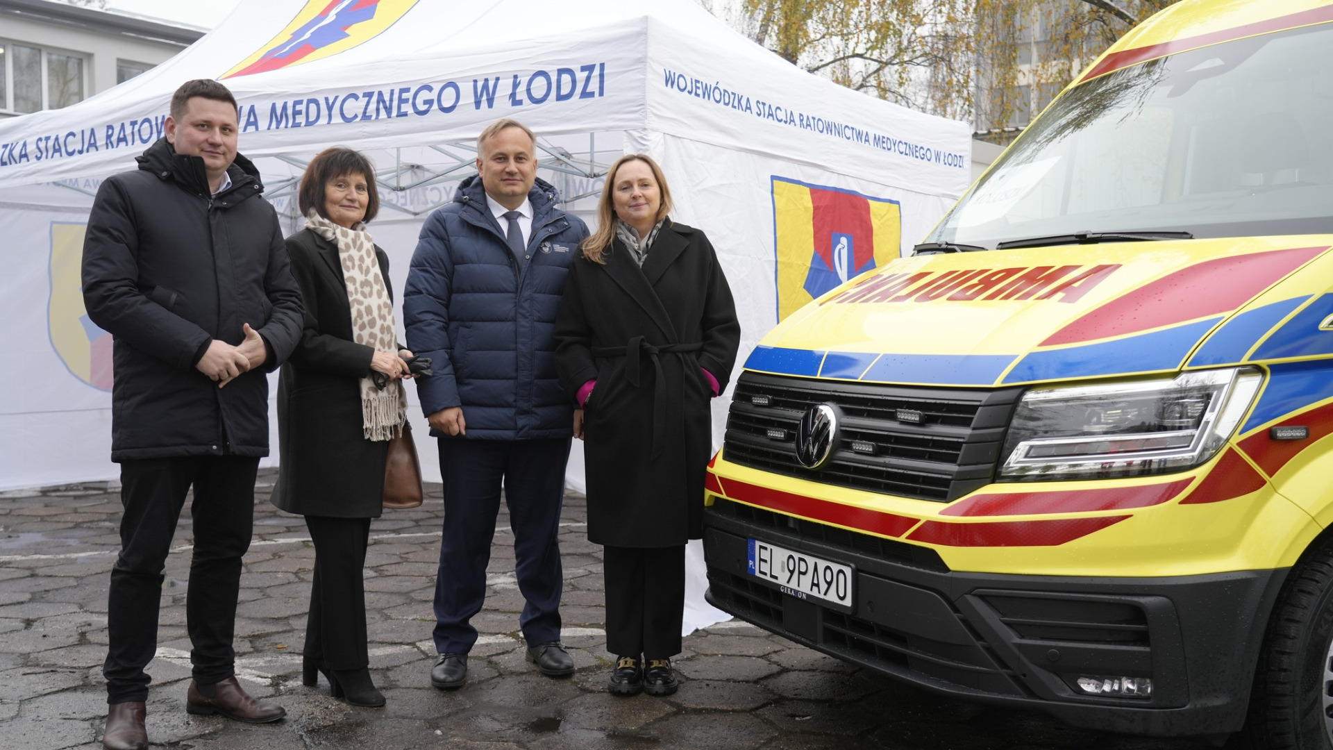 zdjecie w dniu przekazania