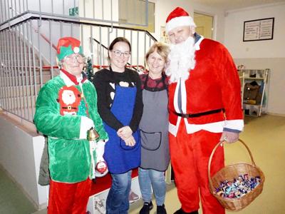 Drużyna św. Mikołaja odwiedziła przedszkola i żłobki