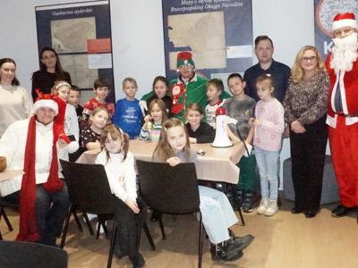 Drużyna św. Mikołaja odwiedziła przedszkola i żłobki