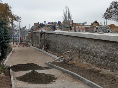 widok wiaduktu w Koluszkach w trakcie budowy