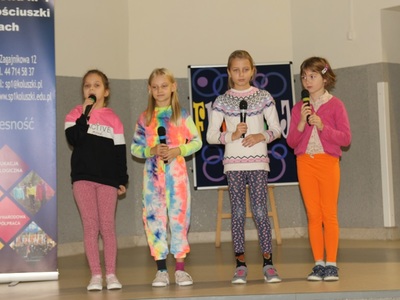 występy dzieci podczas otwarcia