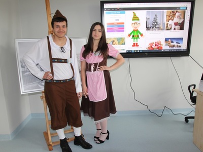 młodzież ze szkoły podczas pikniku
