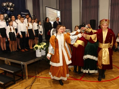 występy podczas otwarcia szkoły