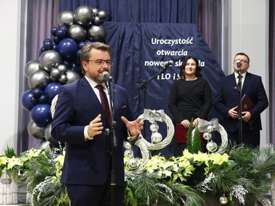 przemówienie wicemarszałka województwa łódzkiego Piotra Adamczyka