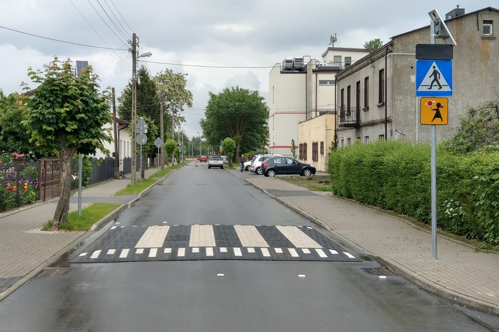 Próg zwalniający.