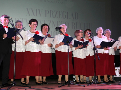seniorzy na scenie