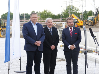 władze powiatu i Koluszek