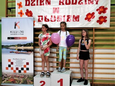 dzieci podczas pikniku