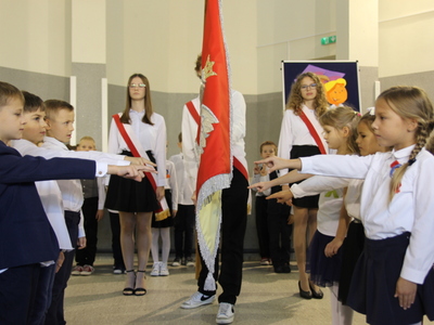 Ślubowanie pierwszaków w „Jedynce”