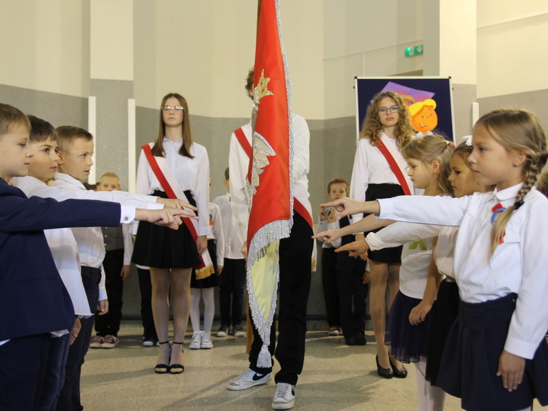 Ślubowanie pierwszaków w „Jedynce”