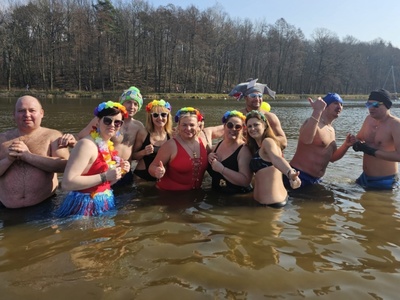 W Lisowicach morsowali dla wcześniaków 