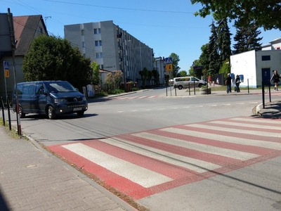 widok skrzyżowania ulic przy SP nr 2
