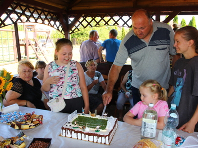 Otwarcie nowego boiska w Redzeniu