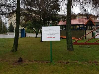 Remont dachu na hali sportowej Szkoły Podstawowej w  Bielsku