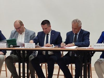 podpisywanie umów