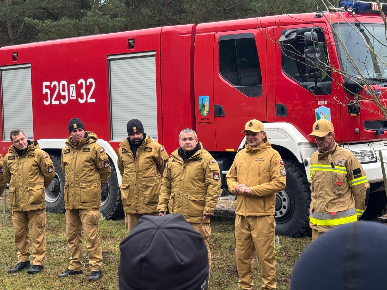 Wójt Gminy Postomino-Janusz Bojkowski w towarzystwie PSP Sławno